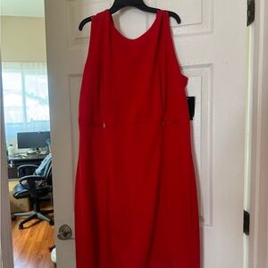 Red Sleeveless Women's Dress